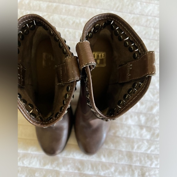 Frye booties - Picture 4 of 15